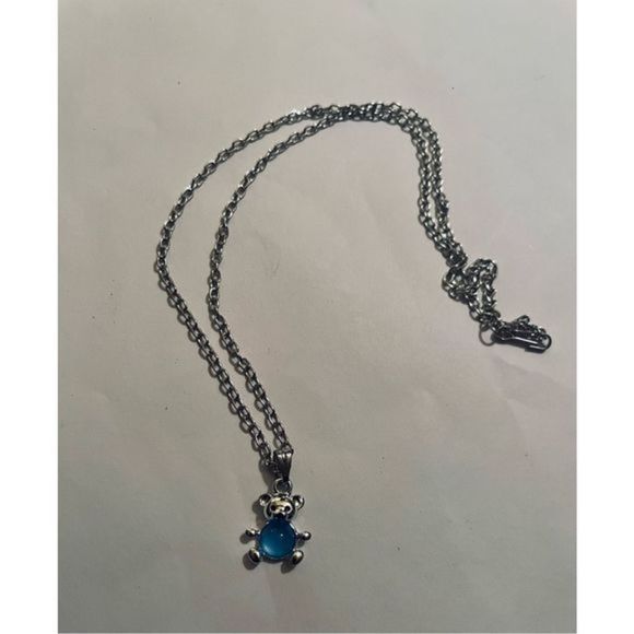 SILVER BLUE BEAR CRYSTAL NECKLACE - Picture 7 of 7